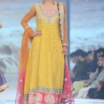latest bridal mehndi dresses 6 styloplanet .com
