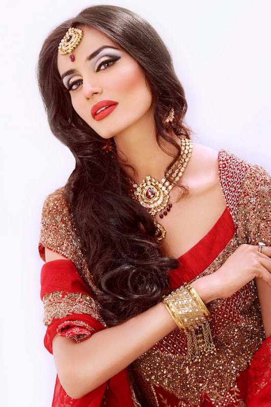 Best Pakistani Bridal Makeup Tips & Ideas For Basic Steps