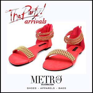 Metro Shoes Stylish Summer Footwear, Clutches and Bags Collection 2016-2017 (5)