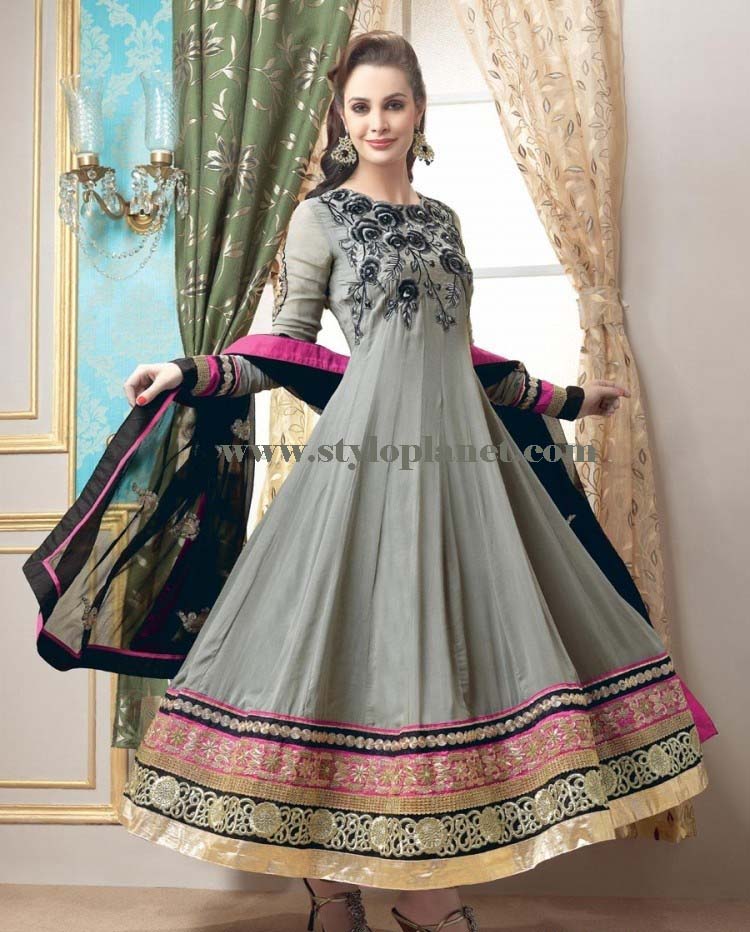 Dress Designs - All New Pakistani Outfits Ideas for Women & Men