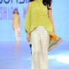 cape-style-dresses-for-women-by-pakistani-designers-2016-2017-5