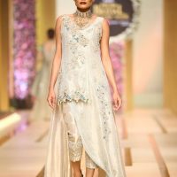 Asifa & Nabeel-QMOBILE HUM TV BRIDAL COUTURE WEEK (QHBCW) 2017 DAY 3 (7)