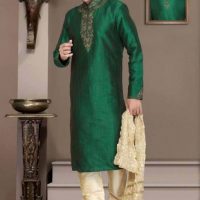 Latest Men Mehndi Dresses Shalwar Kameez and Kurta Designs 2017-2018 (4)