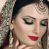 Latest Best Arabic Bridal Makeup Tips & Ideas With Complete Guideline (11)
