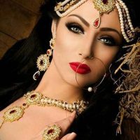 Latest Best Arabic Bridal Makeup Tips & Ideas With Complete Guideline (33)