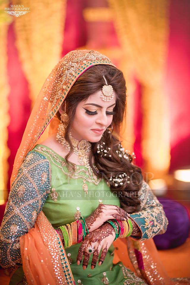 Latest Bridal Mehndi Dresses Wedding Collection 2023-2024